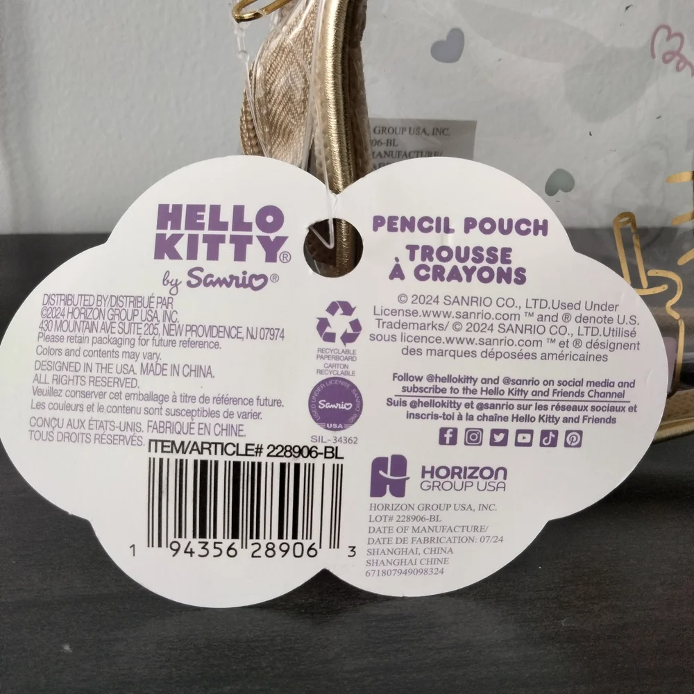 Hello Kitty 50th Anniversary Pouch - Picture 5 of 6